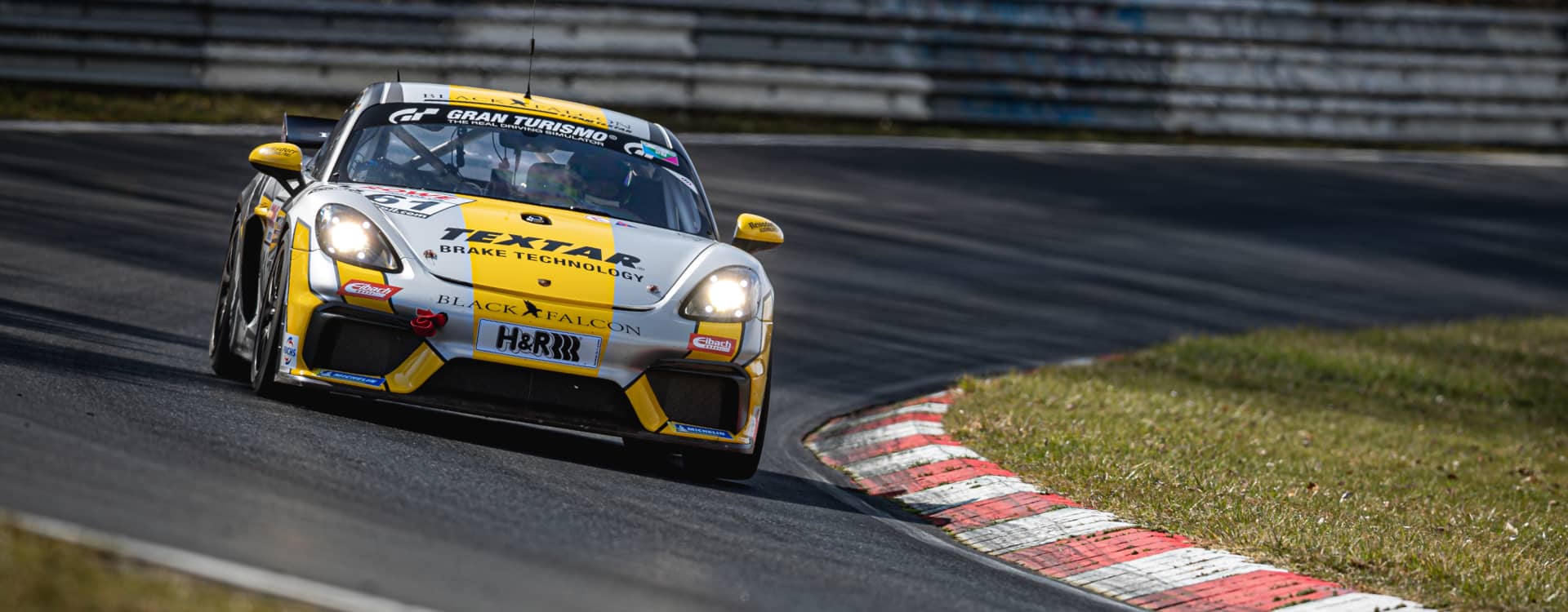 BLACK FALCON startet erstmals in der ADAC GT4 Germany